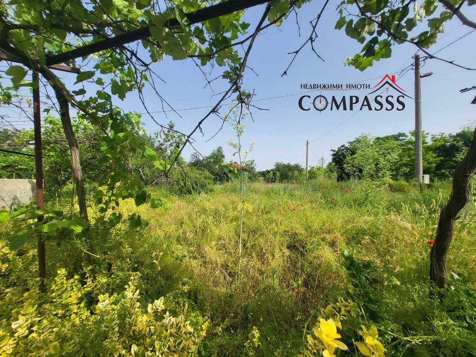 с. Изворово, Общ. Ген. Тошево, къща с двор – 9000евро!