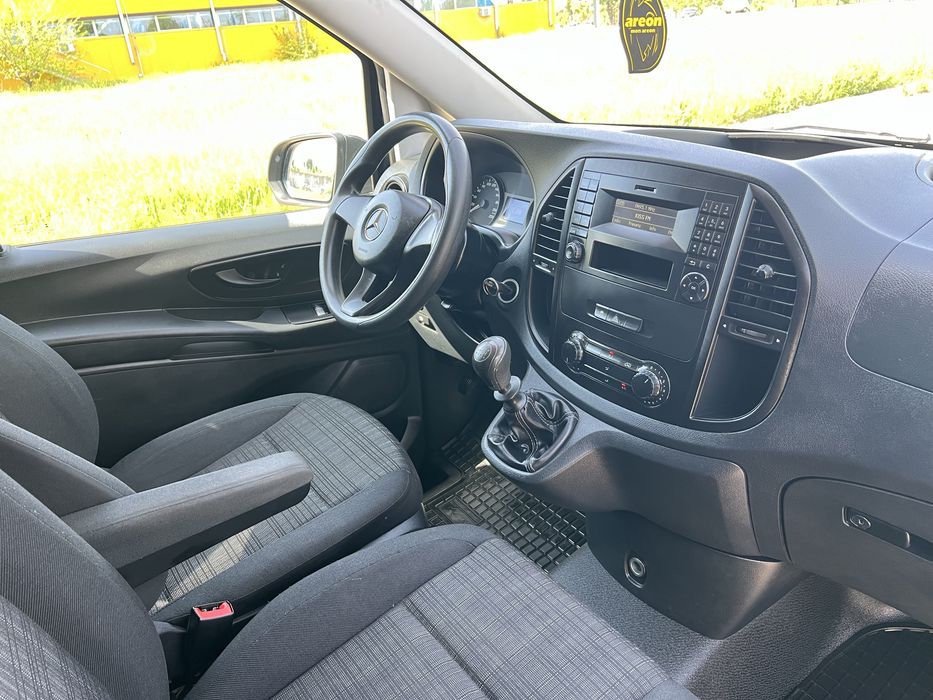 Mercedes~Benz~Vito  2,2 diesel 136 cp  5 locuri ~ Km  114124