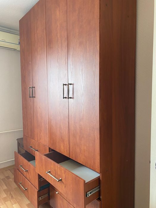 Продам Шкаф в отличном состоянии