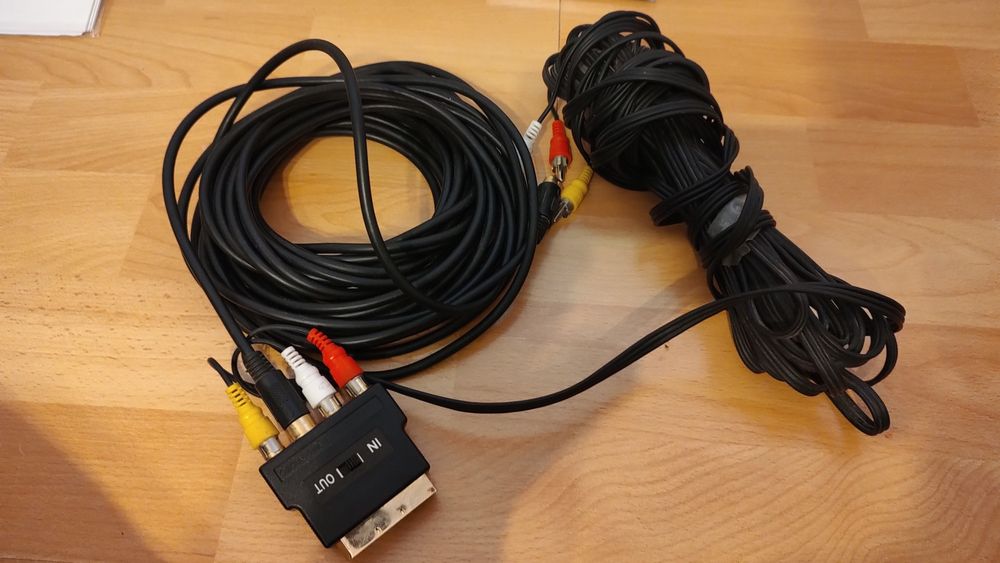 Pachet cabluri , Scart (in-out) RCA + S-Video