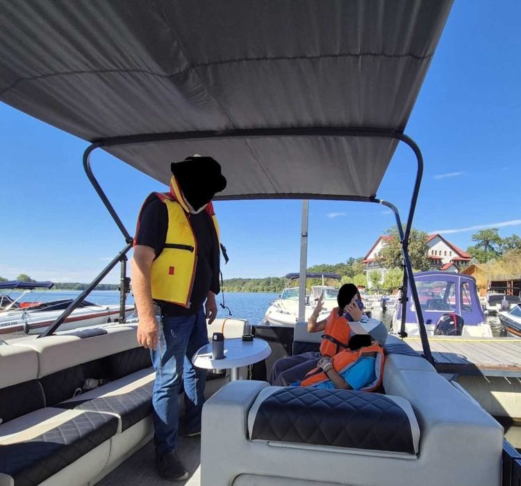 Catamaran/Ponton/Party Boat/Familly Boat