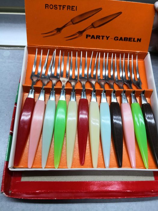 Декорации, малка кашпа, овлажнител