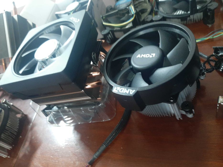 Lot coolere procesoare AMD și Intel – 2 noi RGB + radiatoare cupru