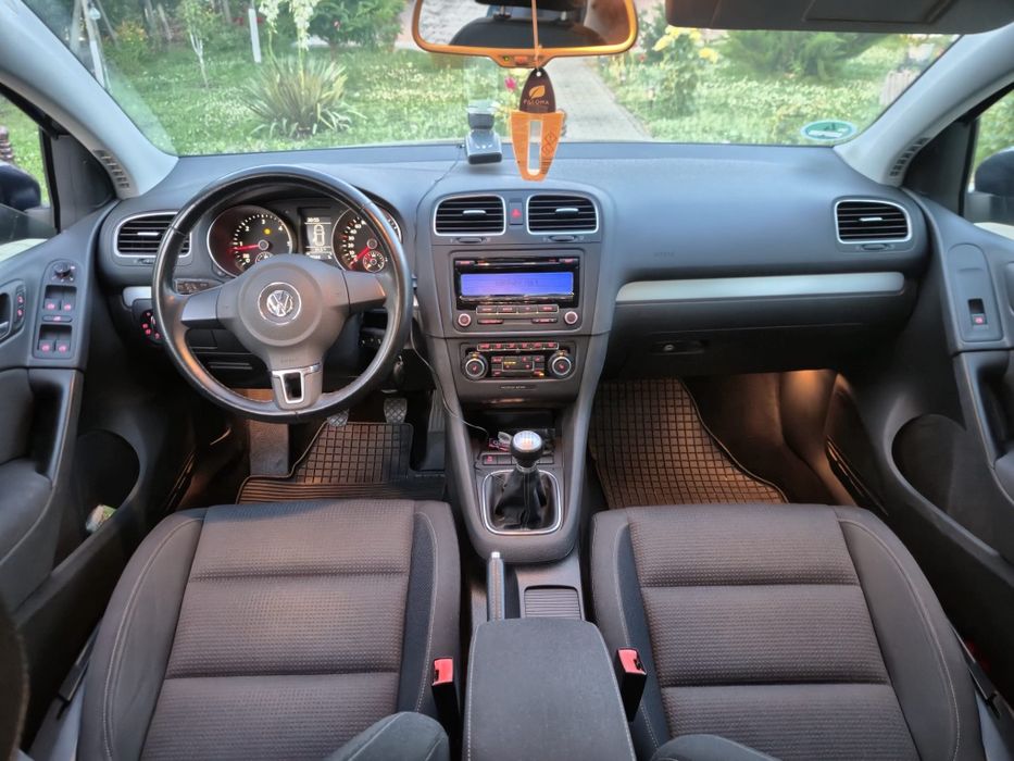 VOLKSWAGEN Golf 2011 — imagine 5