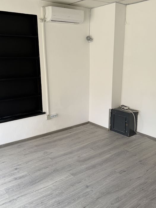 Магазин 50 кв дава се под наем