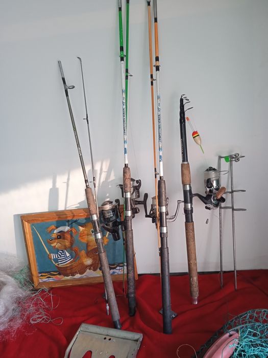 5 Комплект с катушками удочки , Якорь СССР, крючьки , поплавки ,утки