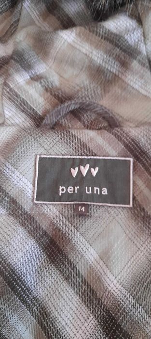 Haina groasa cu gluga „ Per una”, de dama, din material raiat