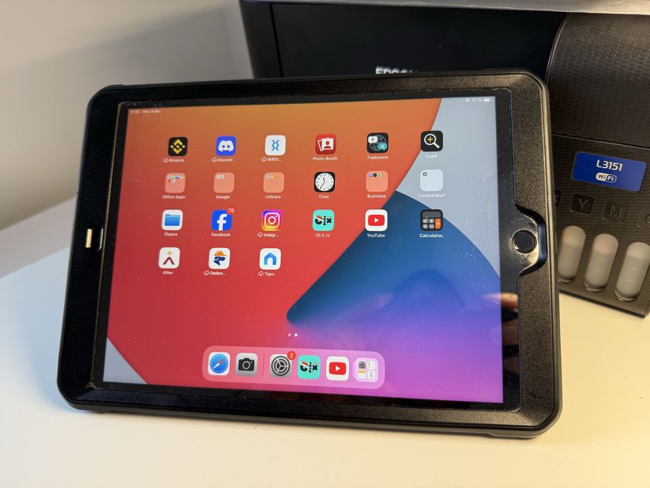 Vand tableta Apple Ipad gen 8 stare impecabila