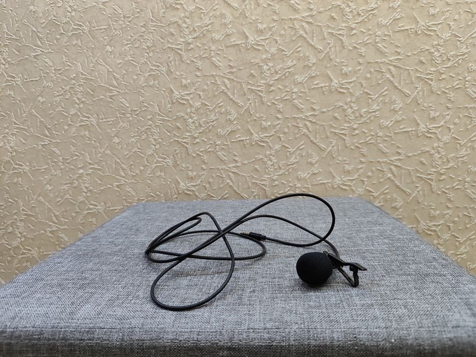 Продам новый микрофон петличка