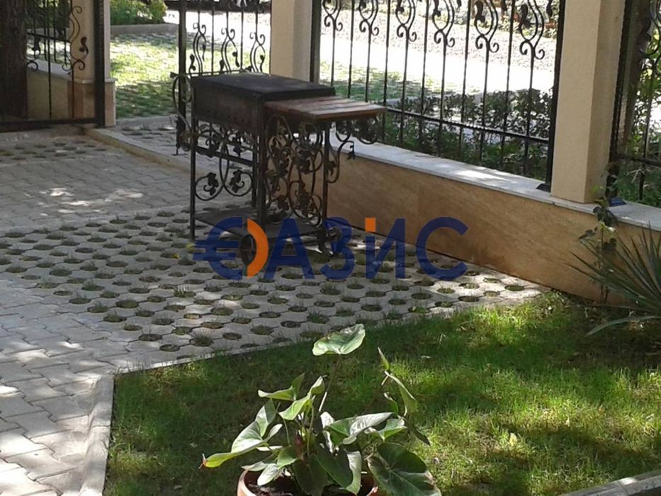 Продава се Двустаен апартамент в к.к. Слънчев бряг - 65 кв.м за 616 €/кв.м - Снимка #13