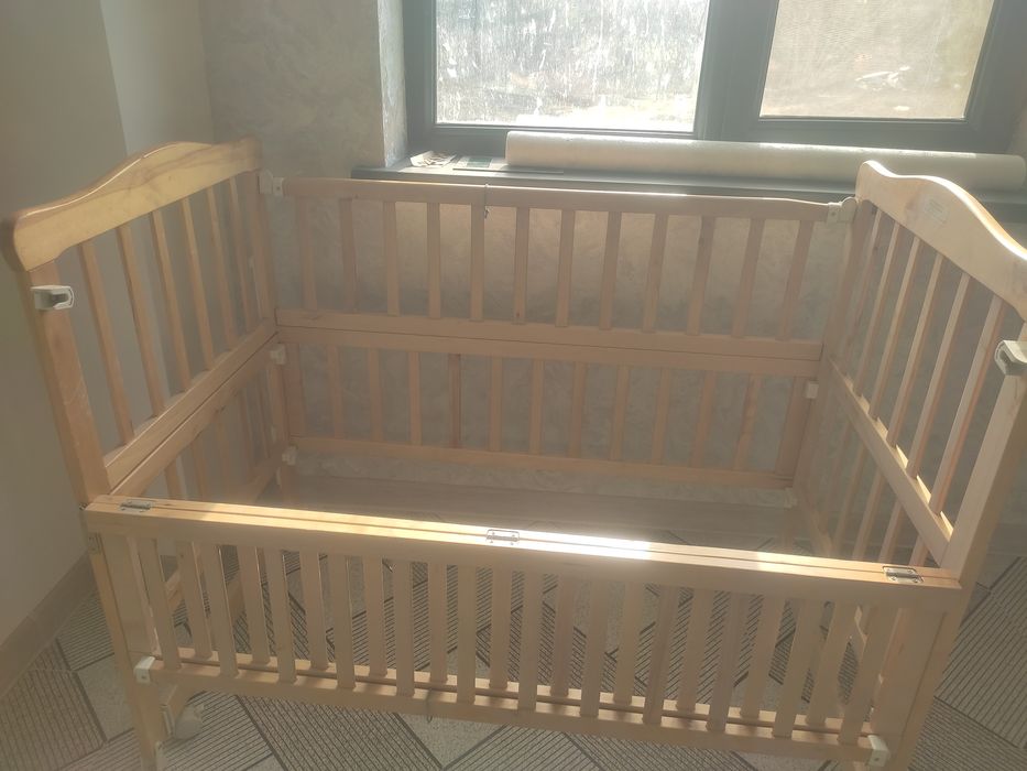 Кроватка детская