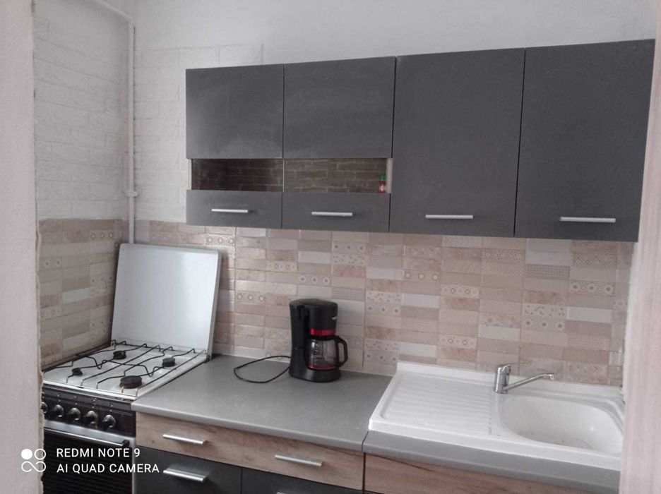 Inchiriez garsoniera