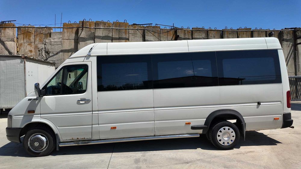 Vand microbuz:  VW LT46 (2004) – Sirocou + AC, ITP/tahograf valabile