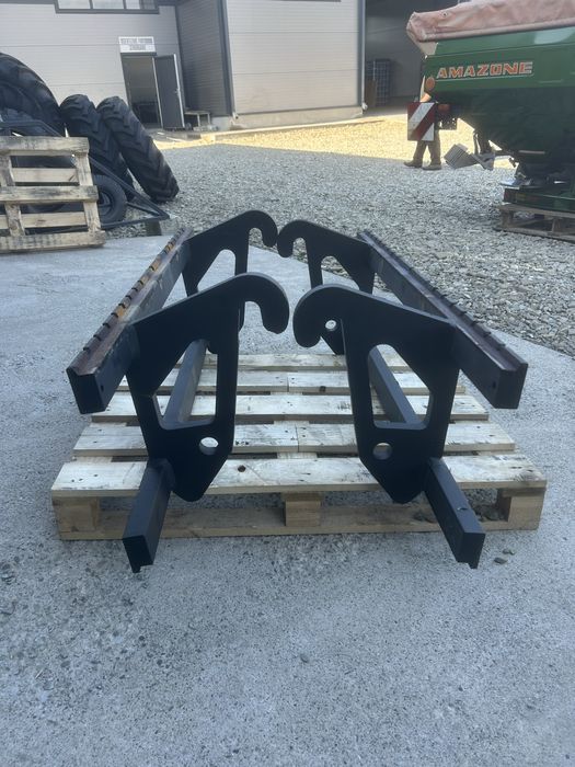 Suporti lame paleti vola Caterpillar volvo jcb liebher