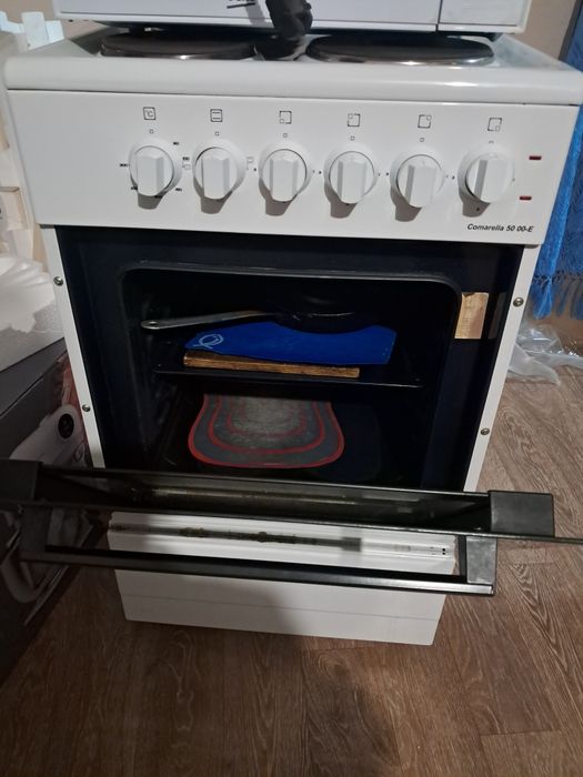 Продам 4х комфорочную плиту artel comarella 50-00E.