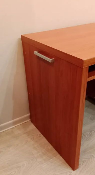 Стол письменный-компьютерный