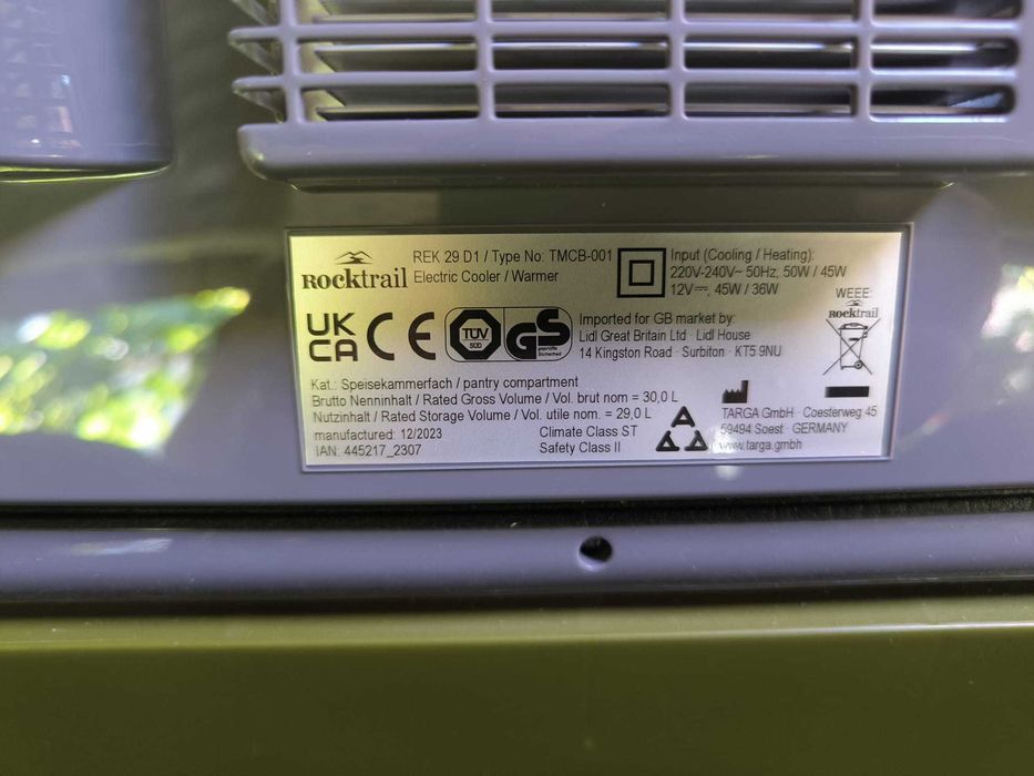 Ladă frigorifică electrică Rocktrail 29L, 12V + 220V, NOUĂ, nefolosită