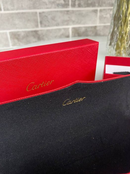 Нови очила Cartier