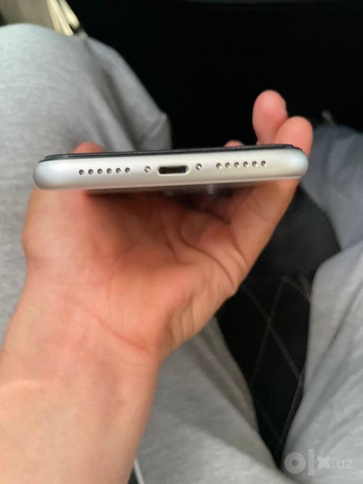 Iphone 11 sotiladi