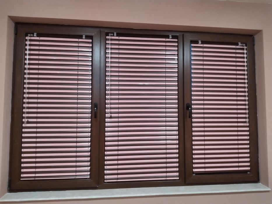 Щори от ПВЦ и Алуминиеви