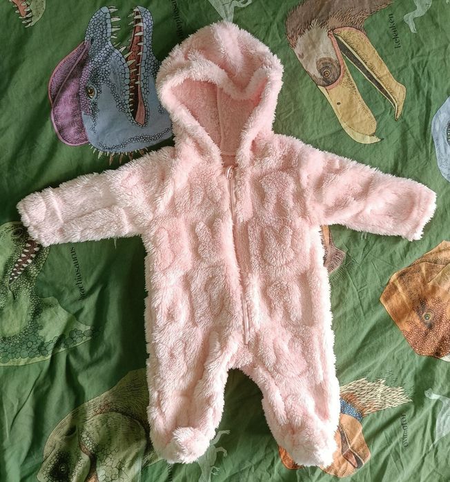 Бебешки дрехи за момиче