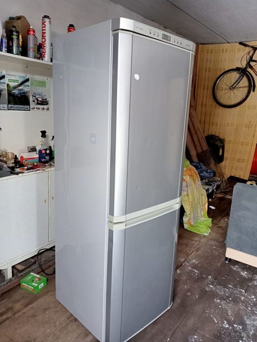 Холодильник САМСУНГ