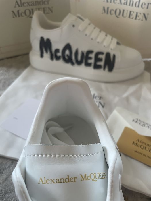 Alexander McQueen Grafitii