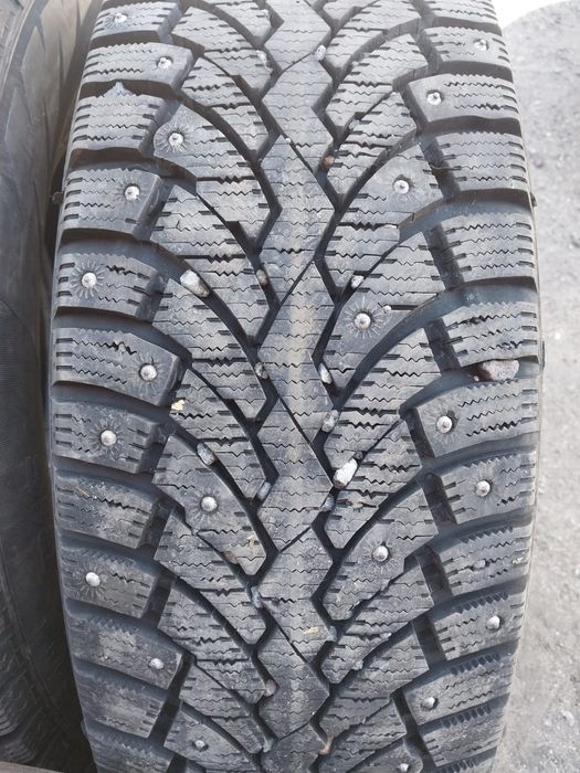 4 шины Formula 215 65 R16.