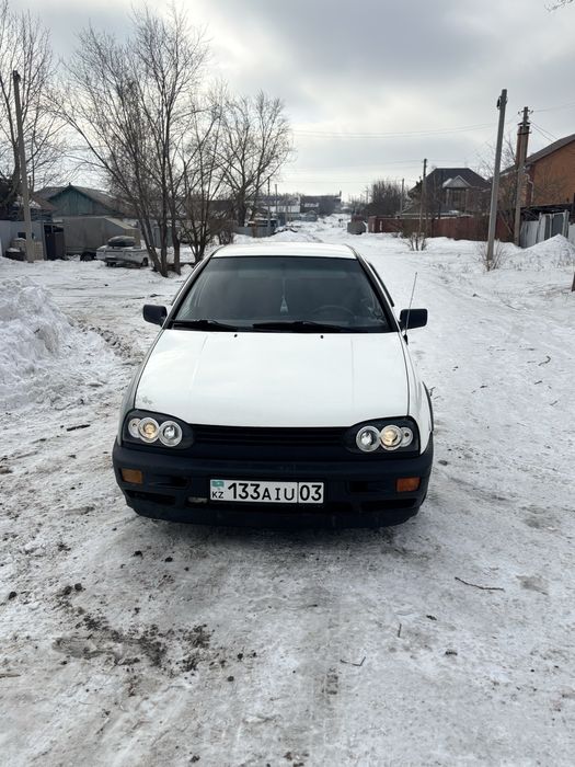 Продам гольф 3 1.8
