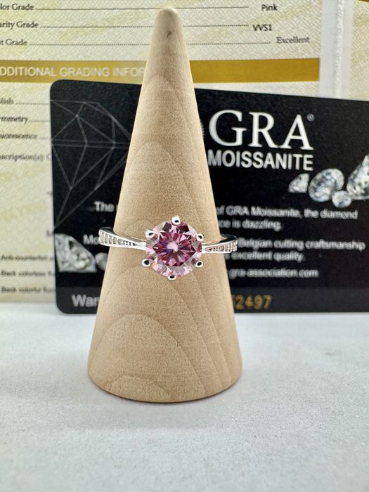 Сребърен пръстен с мойсанит (Диамант) 1 карат