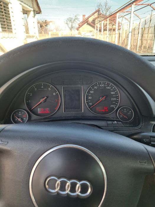 Audi A4 2002 benzină