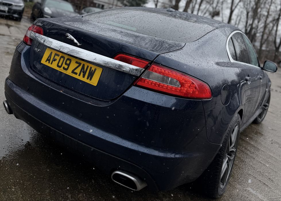 JAGUAR XF - 3.0 diesel - V6 - 245 CP - Euro 5 - Automat - Luxury