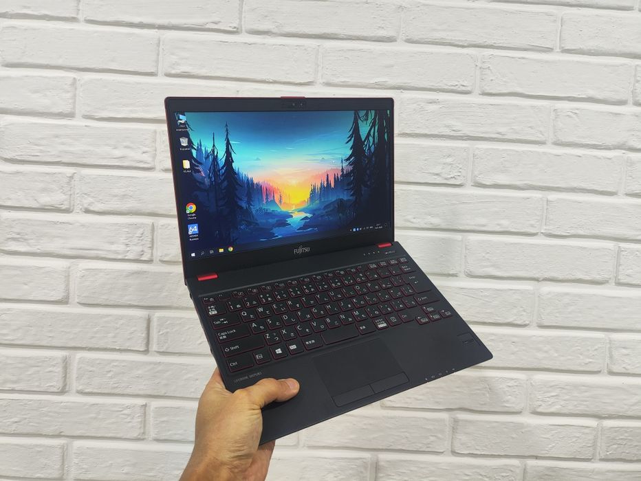 Fujitsu Lifebook Product Red DDR4