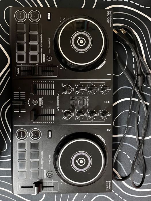 Контроллер для диджея