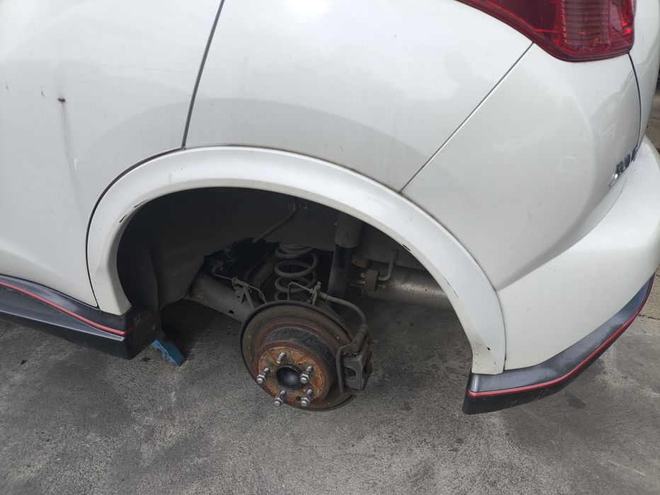 Лайстна/вежда за Nissan Juke Nismo
