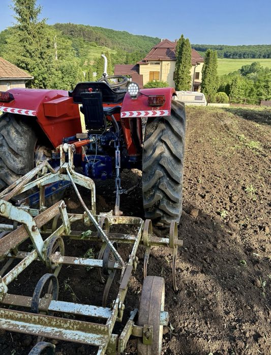 Tractor  Utb 550