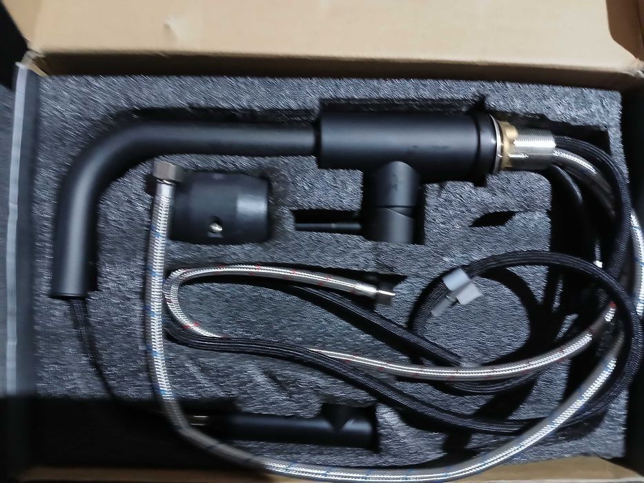 Baterie bucatarie FORIOUS inox negru, cap retractabil 360°