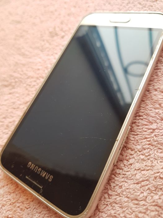 Samsung  смартфон