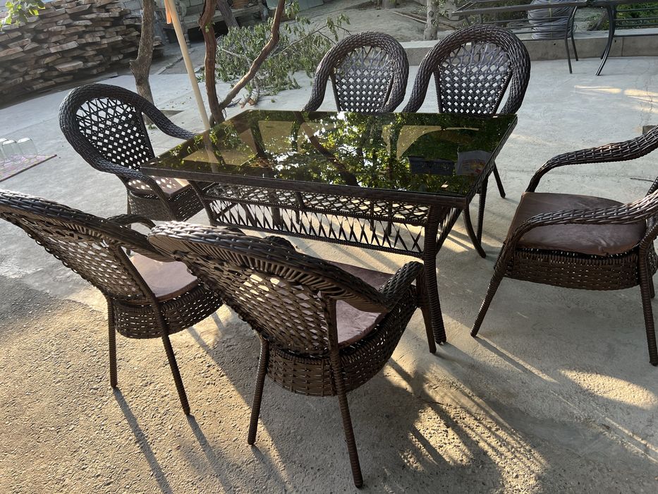 Ratan tóqima stol tular