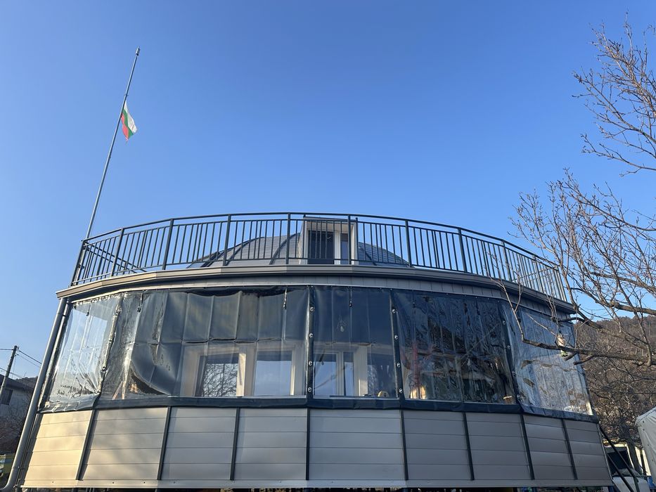 Ветроупорни завеси PVC кристал винил прегради найлон сенници тенти