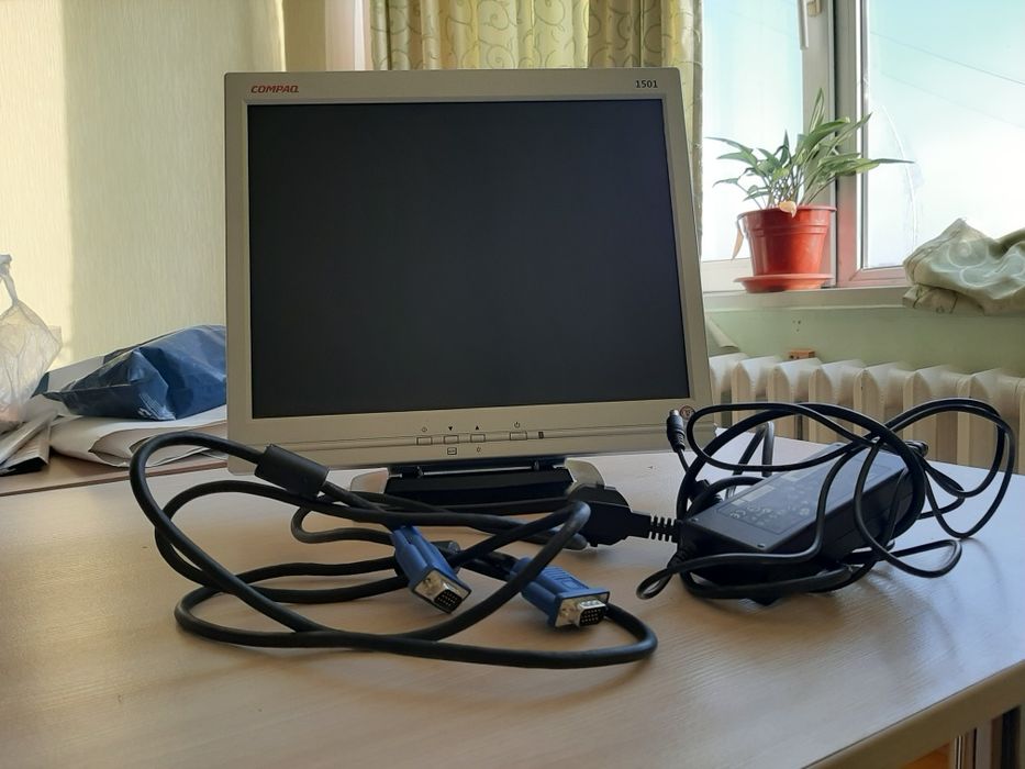 Монитор hp компактный