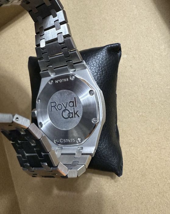 Продам часы audemsrs piguet royal oak