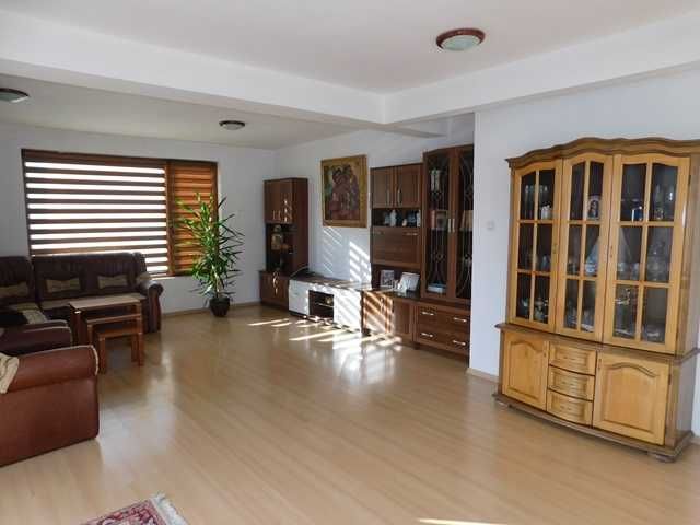 Продава се Многостаен апартамент в Търговище, Боровец - 240 кв.м за 835 €/кв.м - Снимка #5