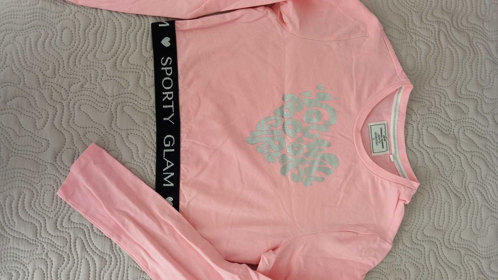 Блузки, Суичър Beast Pink, Горнища "МАРИЕЛА" и "Original Marines"