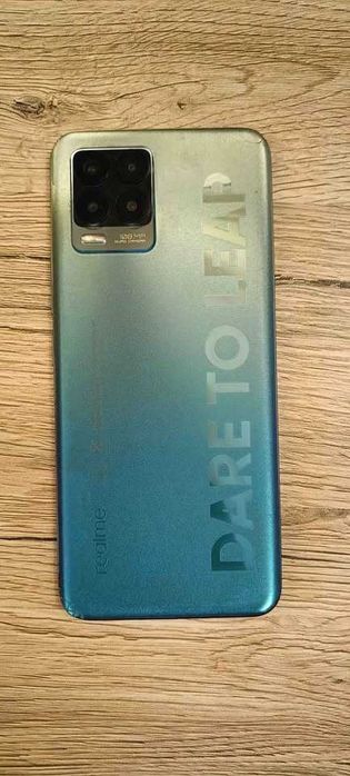 Смартфон Realme 8 Pro