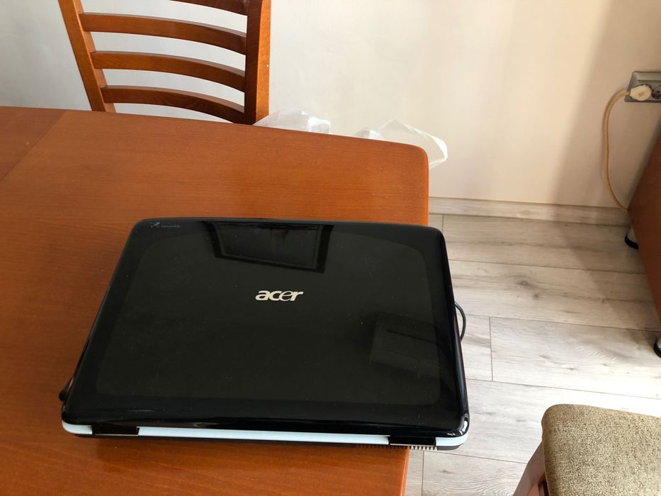 Продавам лаптоп ACER