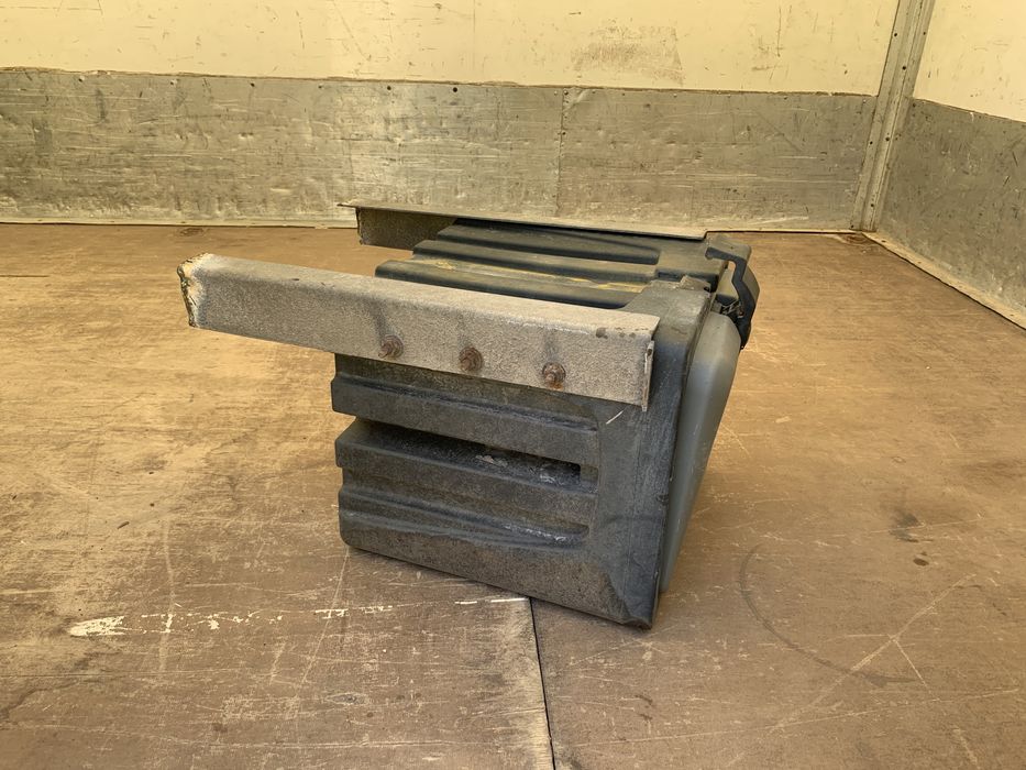 Италиански сандък RECO за бус/камион/ремарке