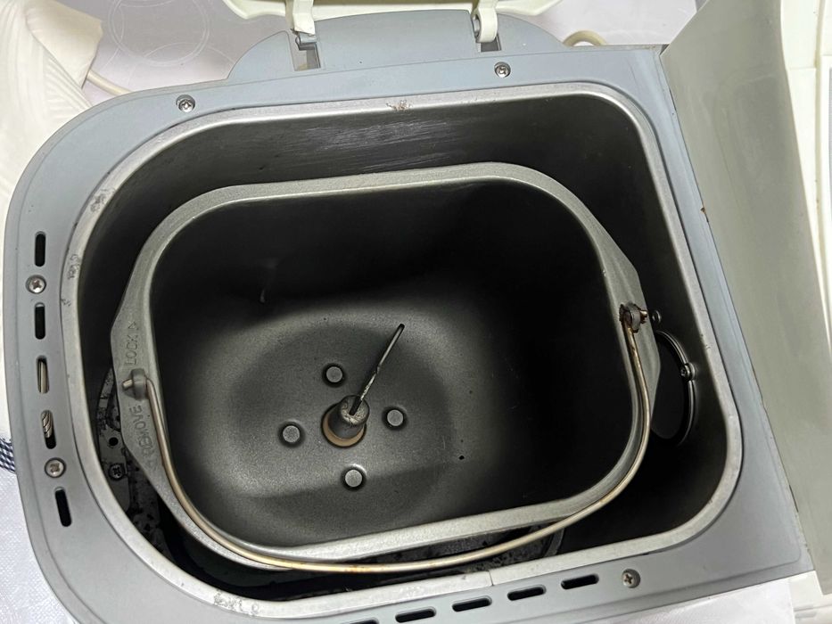 Masina paine Breville BR7L 600W 750g si 1kg functionala cuva inclusa