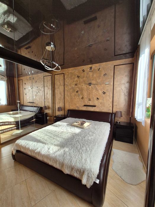 Продавам тристаен апартамент с гледка към Витоша