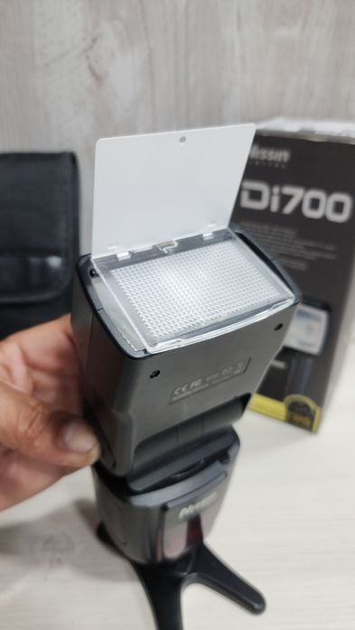 Blit Nissin Di700 pentru Nikon